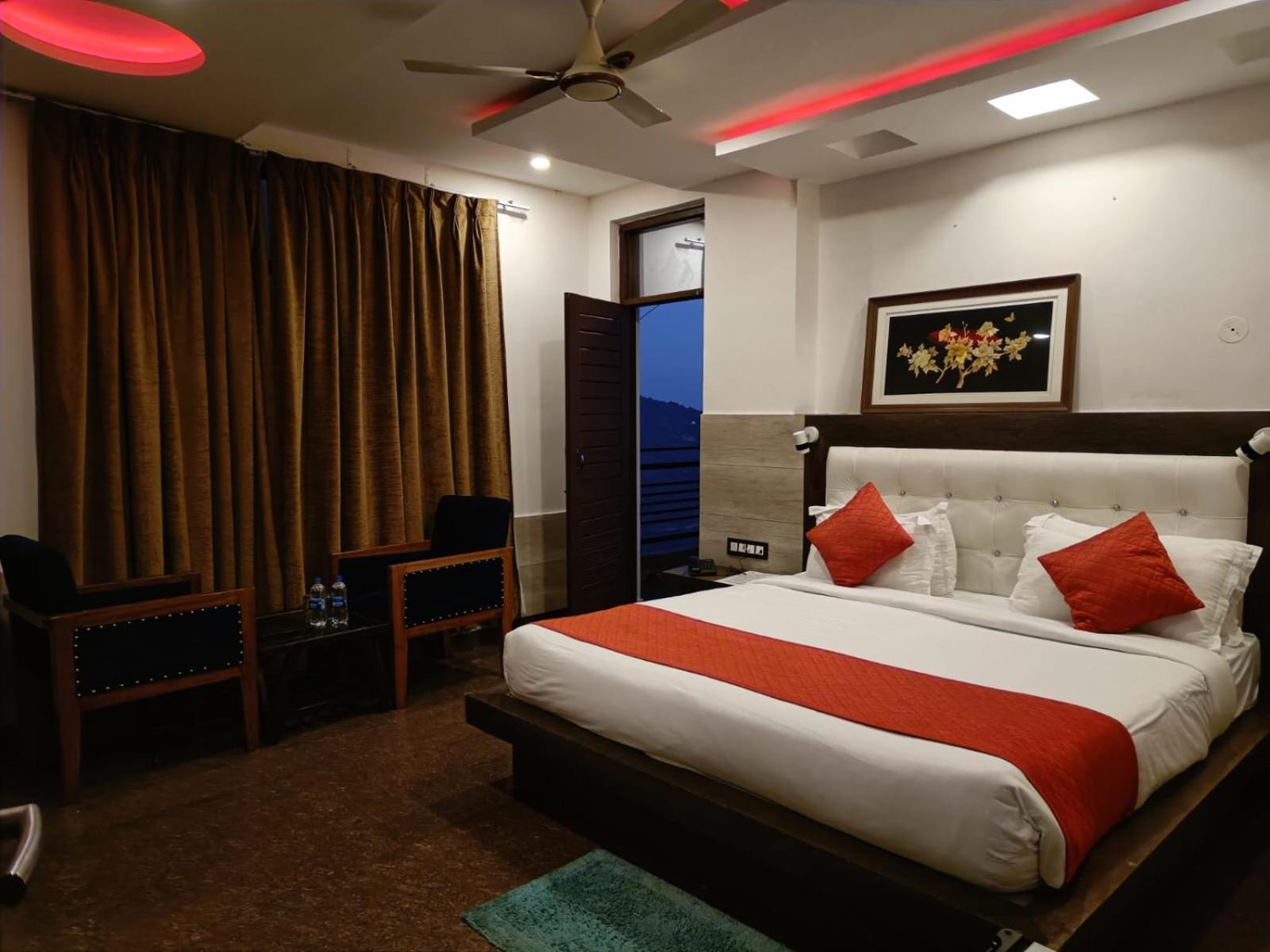 King Castle Mcleodganj-Centrally Heated And Air Cooled- Near Mall Road - Free Parking Dharamshala Exterior photo