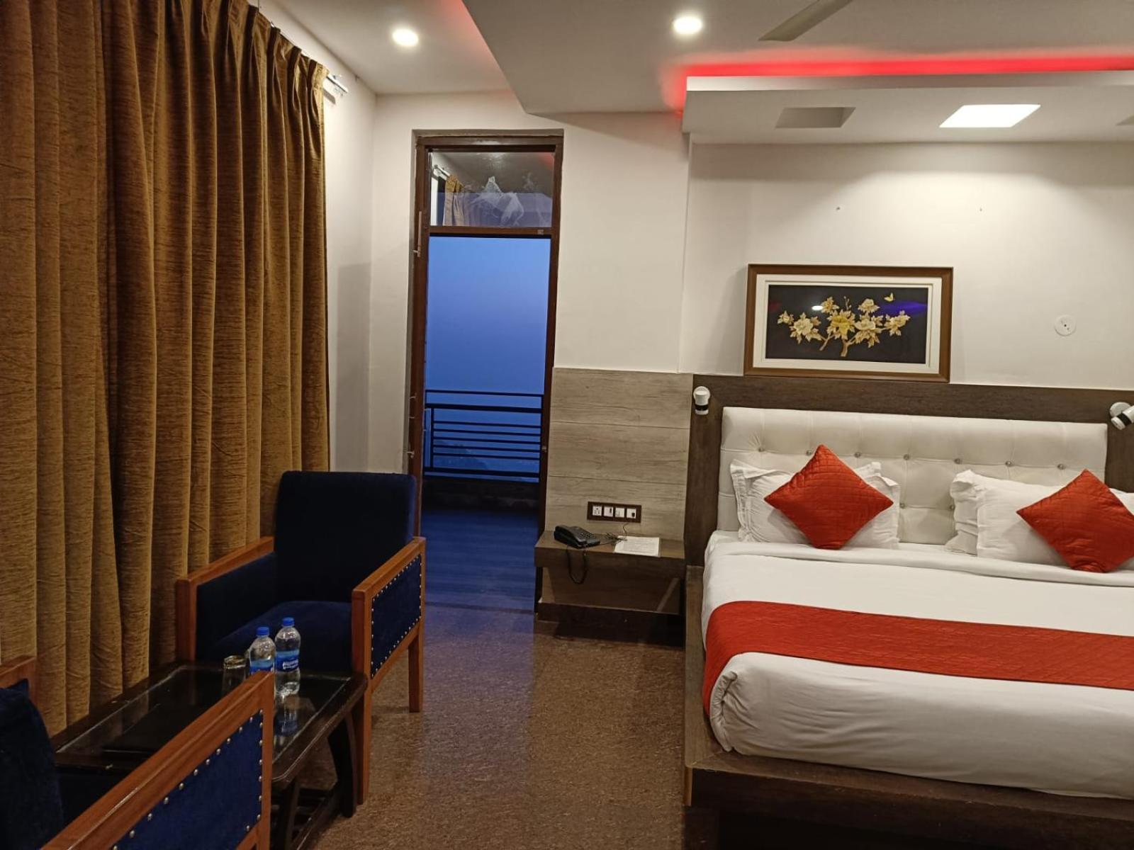 King Castle Mcleodganj-Centrally Heated And Air Cooled- Near Mall Road - Free Parking Dharamshala Exterior photo
