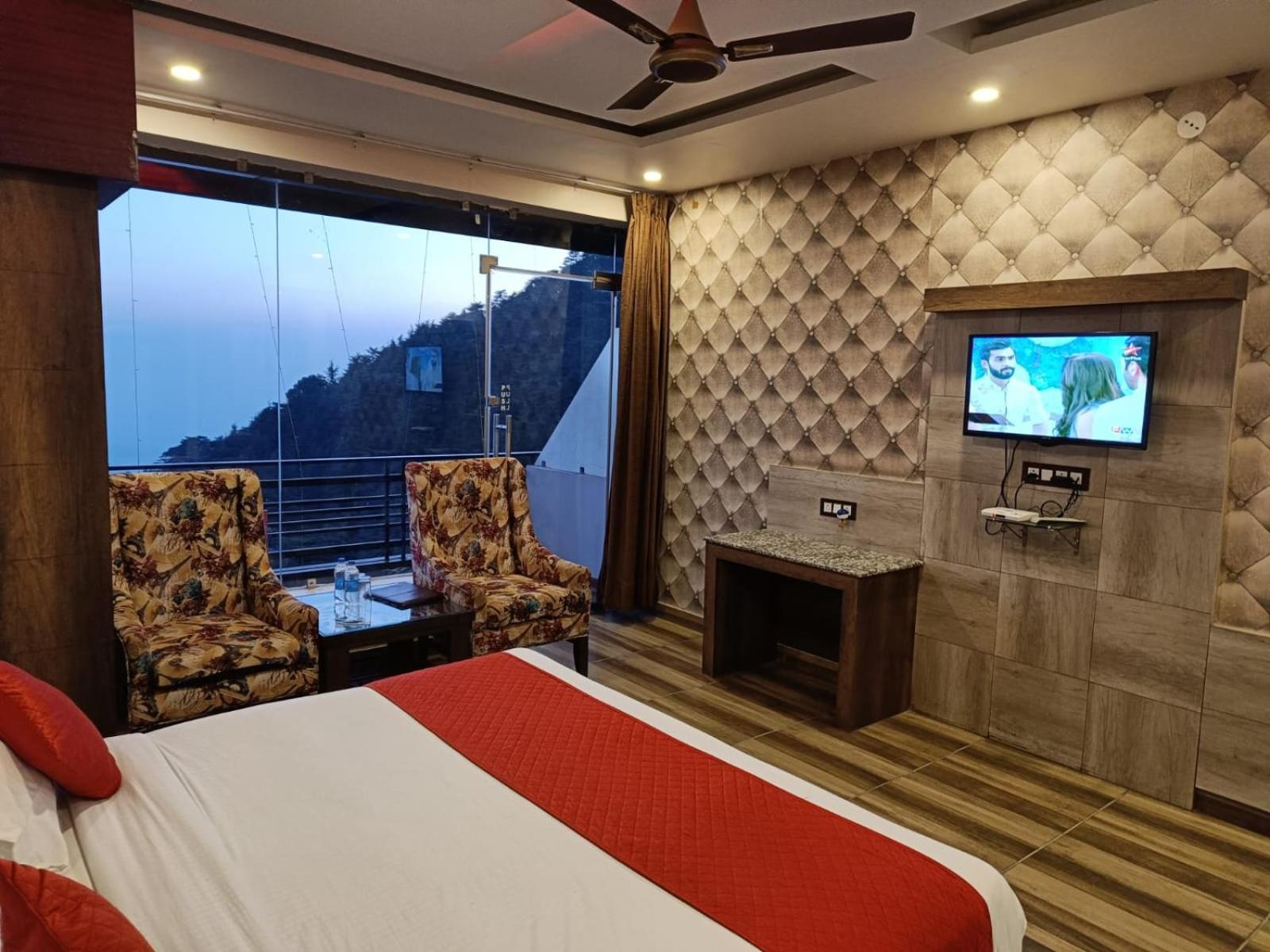 King Castle Mcleodganj-Centrally Heated And Air Cooled- Near Mall Road - Free Parking Dharamshala Exterior photo