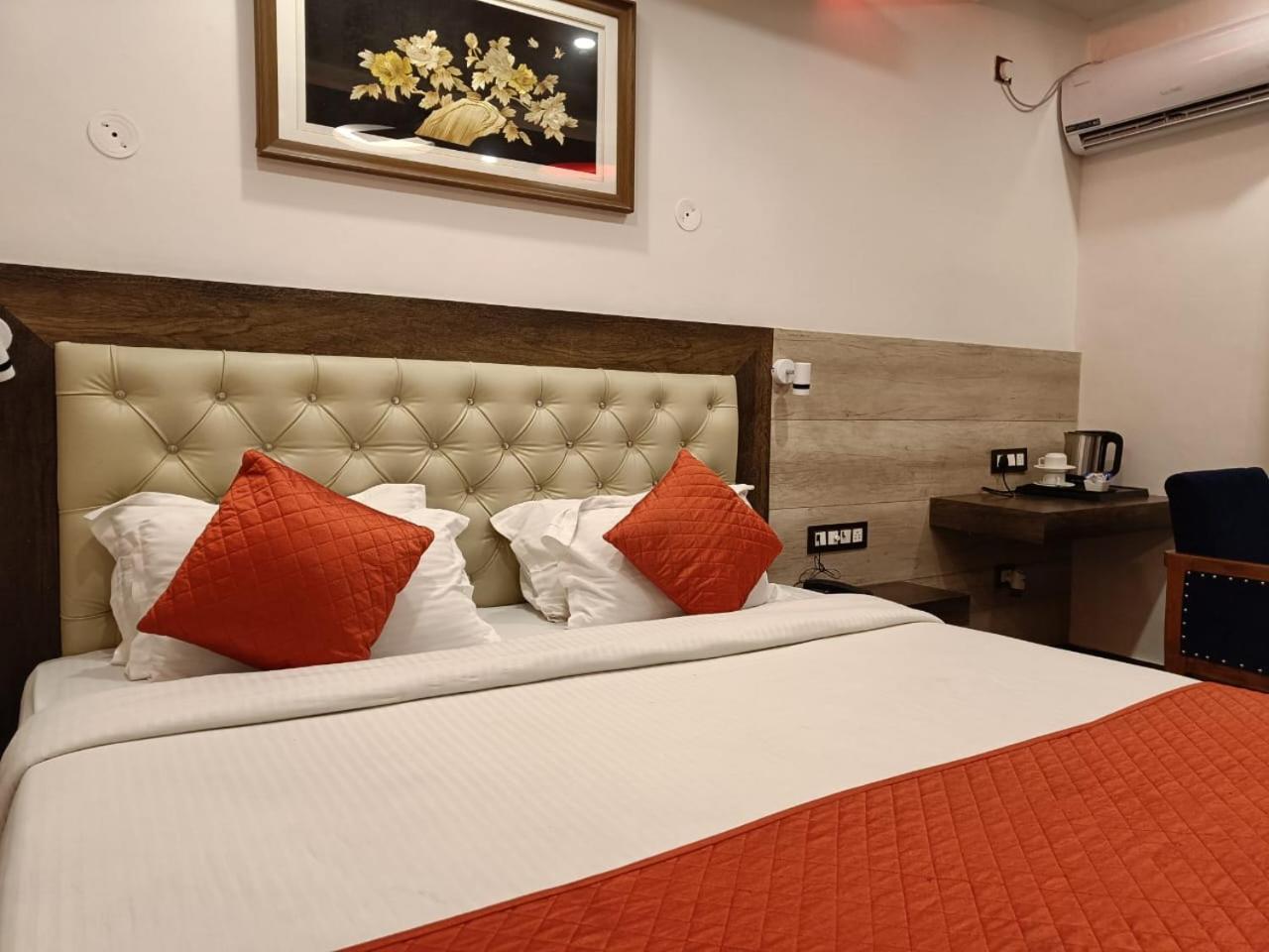 King Castle Mcleodganj-Centrally Heated And Air Cooled- Near Mall Road - Free Parking Dharamshala Exterior photo