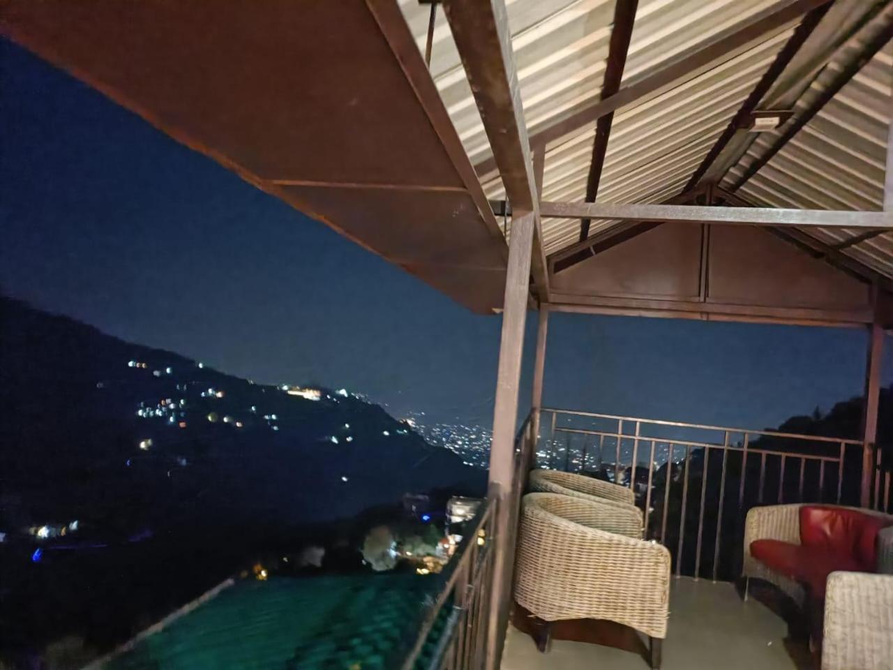 King Castle Mcleodganj-Centrally Heated And Air Cooled- Near Mall Road - Free Parking Dharamshala Exterior photo